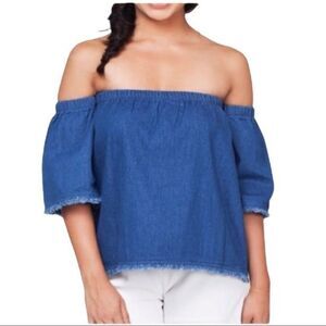 J.O.A Los Angeles Revolve Denim‎ Off Shoulder Top Size Medium